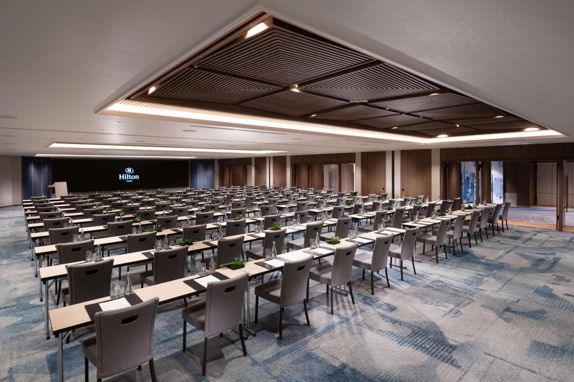 Hilton Tokyo Hotel Exterior photo