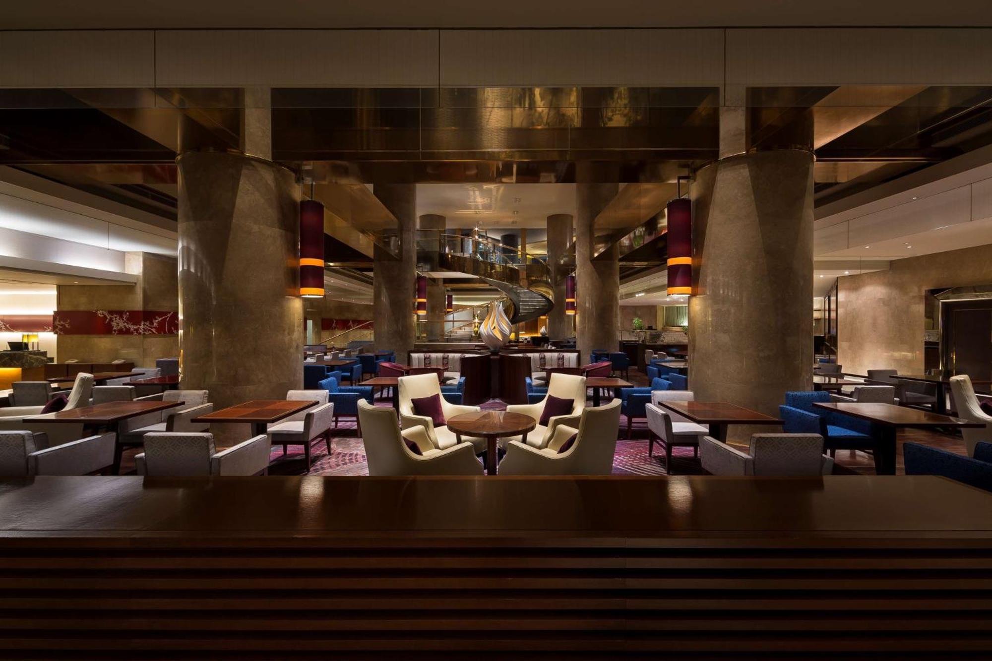 Hilton Tokyo Hotel Exterior photo
